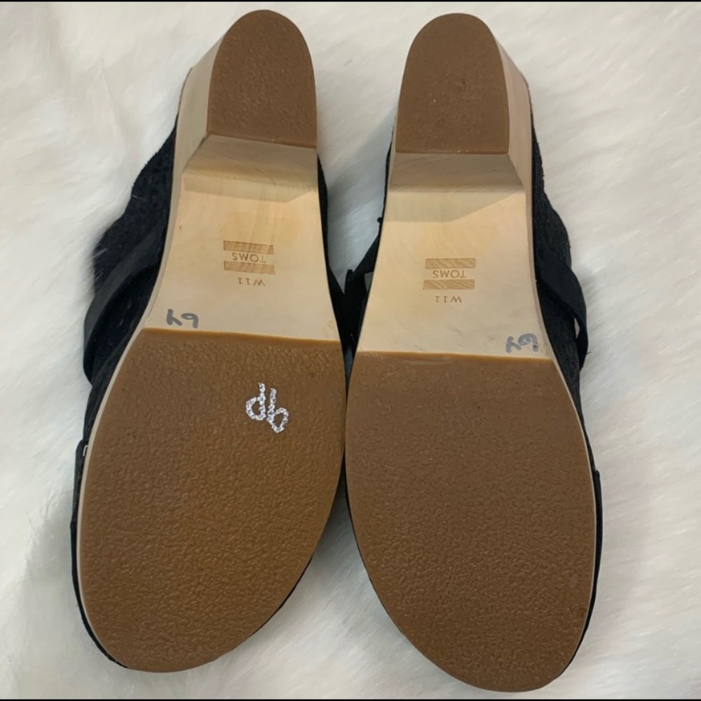 Toms Black Leather Buckle Clogs 11W NW NWOT - Picture 4 of 7